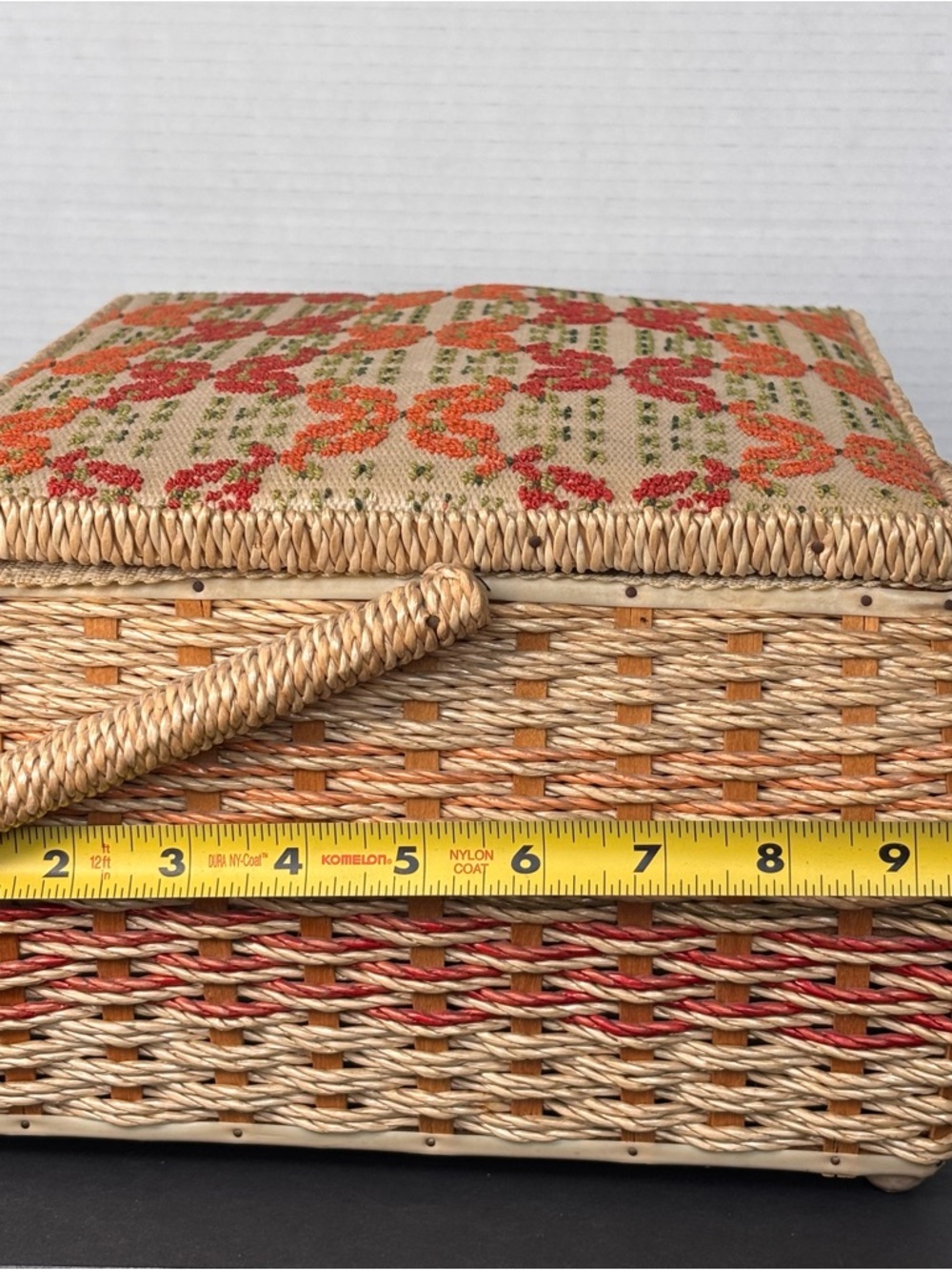 Vtg 1960’s JCPenney Wicker Woven Needlepoint Sewing Basket Box Japan w/Extra’s - Picture 13 of 15